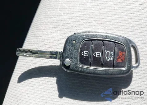 2018 Hyundai Tucson Sel z USA, uszkodzony, nr VIN KM8J3CA43JU766020